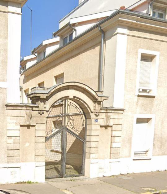 Appartement - Le Cocon Remois Reims Bagian luar foto
