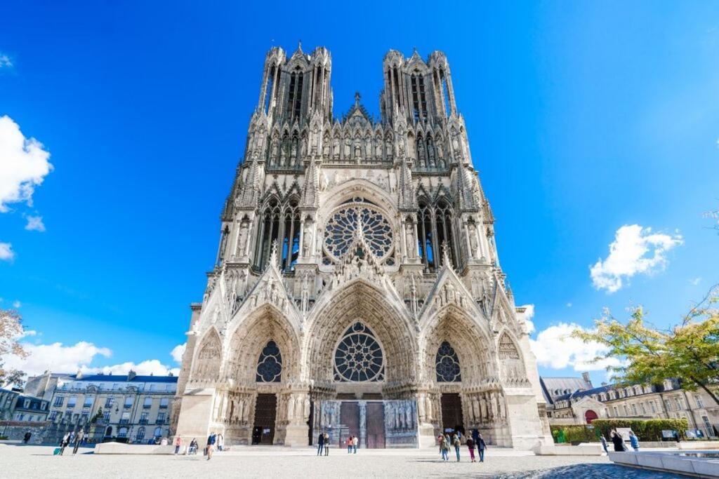 Appartement - Le Cocon Remois Reims Bagian luar foto